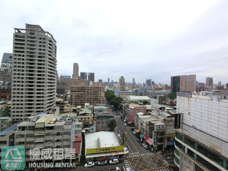 ｜亞灣生活圈｜超值景觀2房平車可租補