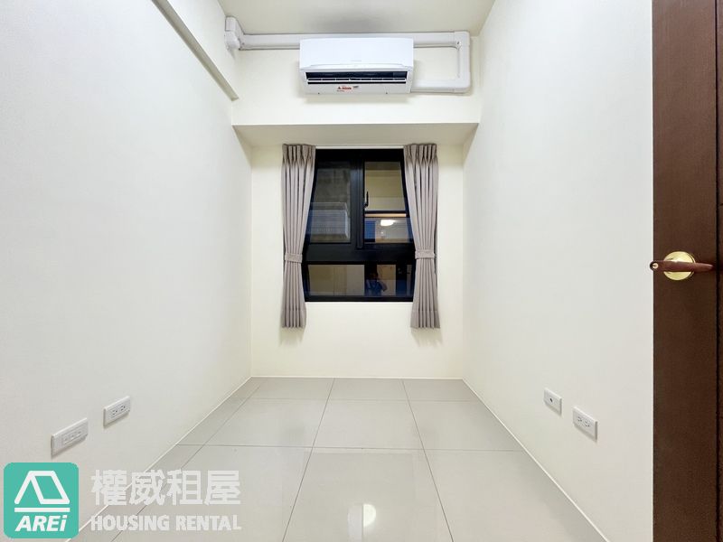 楠梓高大特區｜崑庭馥御｜可租補｜2房2衛+雙平車