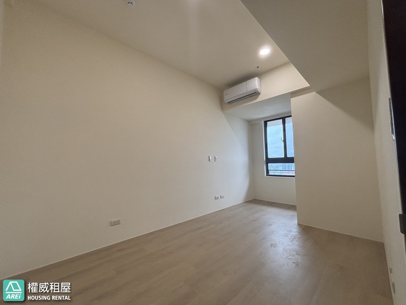 福懋MORE+｜1+1捷運宅｜近全聯｜含車位與家具｜可租補( 屋主自住中)