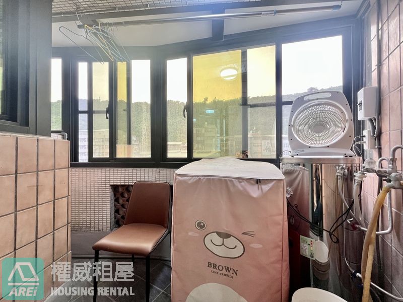 🏡【西子灣｜濱海二路二樓公寓出租】