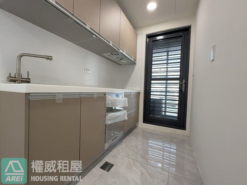 可租補⭐美麗島雙捷運⭐全新未住雙陽台空屋採光2房