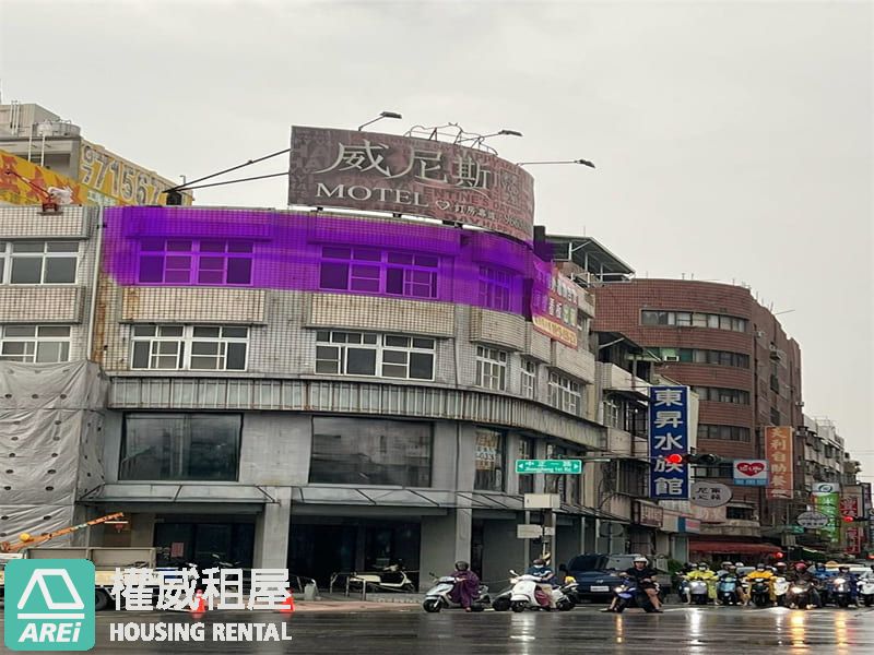 苓雅中正三角窗黃金透天店面｜O8捷運出口黃金角地