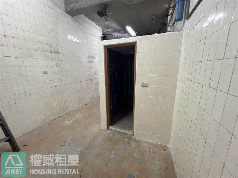黃金角地！近漢民商圈+全聯，大空間店面