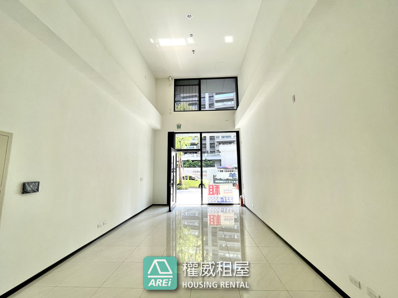 民族大樂｜河堤世界｜挑高 黃金店面