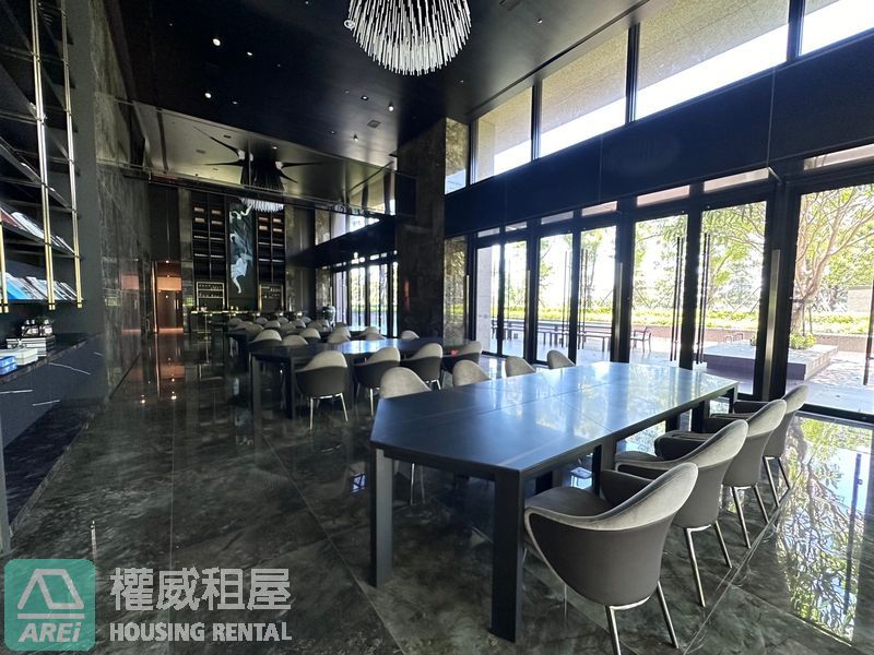 🌊左營美術海｜高樓海景視野｜雙陽台｜打造愜意生活☕