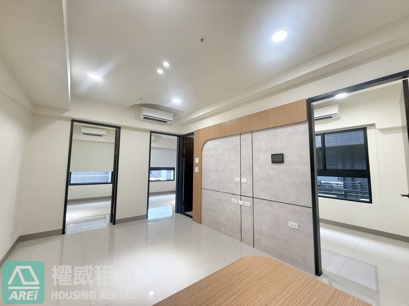 陽明第一廳明星學區全新機能正三房平面車位