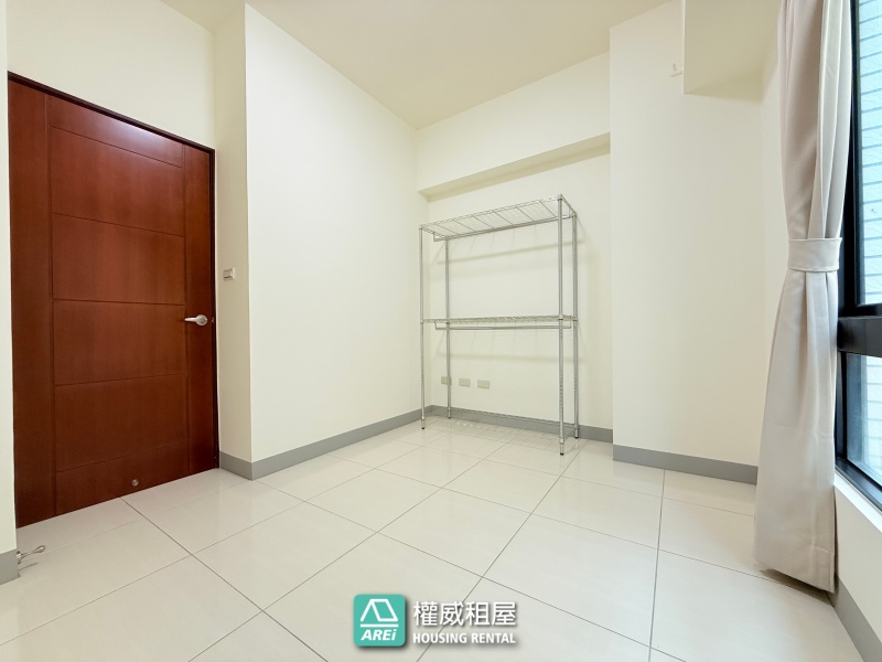 近美術館特區 輕軌旁｜悅讀工坊舒適3房