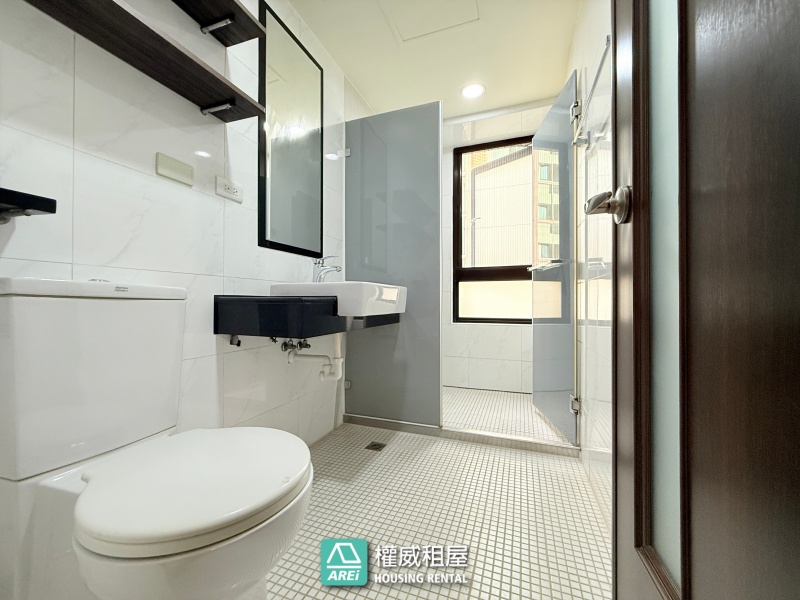 近美術館特區 輕軌旁｜悅讀工坊舒適3房
