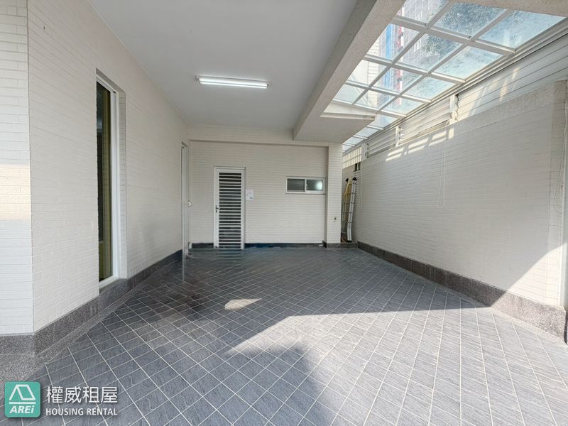 🌸🌸台南善化∣加州陽光∣社區型透天雙車墅∣4+1房💥💥