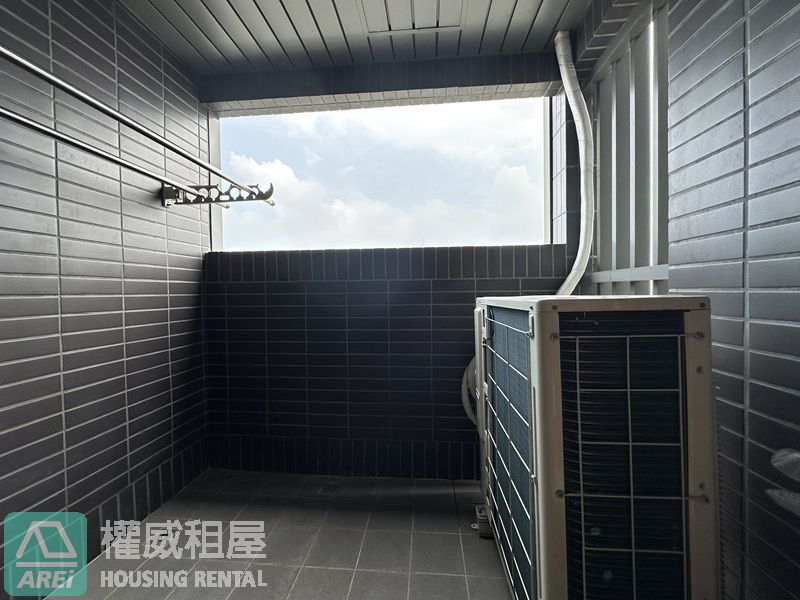 信義MRT大悅景觀夢幻2房平車可租補