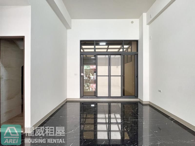 鳳山區海洋路黃金店面