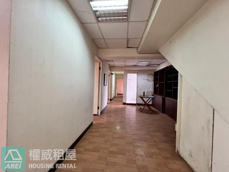 🏡市議會捷運．雅居華廈．金鑾雅築8房3衛
