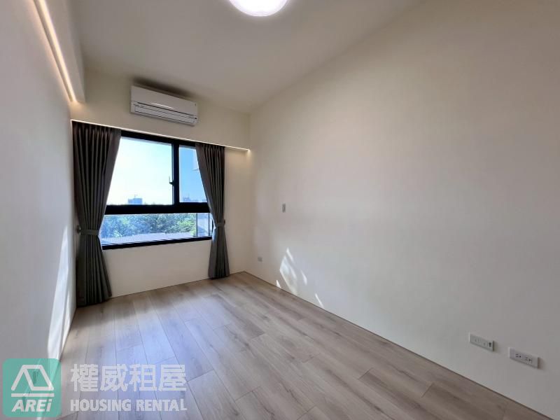 🌳蓮池潭巨蛋|心儀大空間3房平車|高潭市2