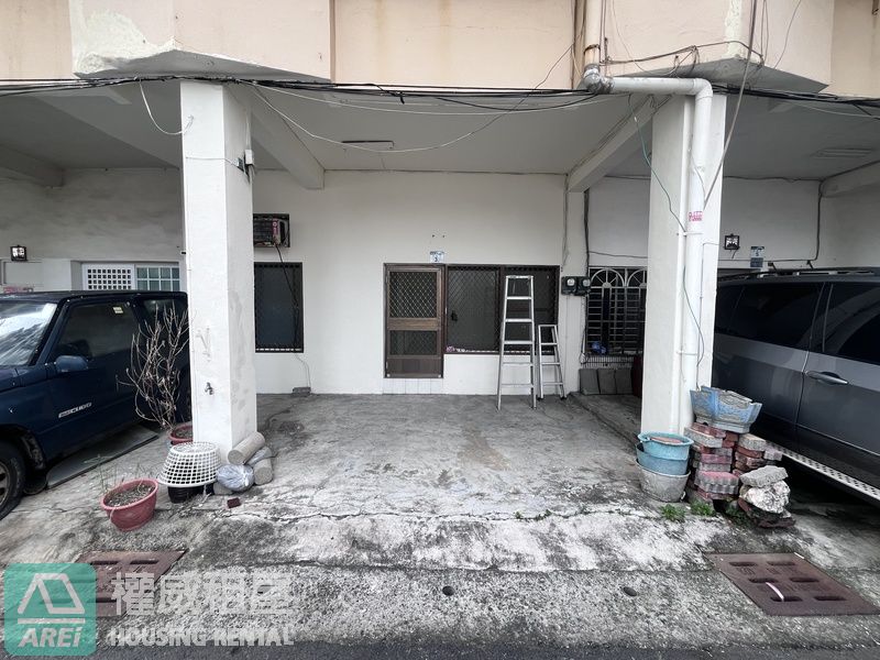 🏡【鹽埕新興街｜駁二特區｜公寓1樓便利2房2廳】