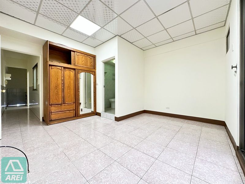 建工陽明商圈1+2店住3房可停車可租補