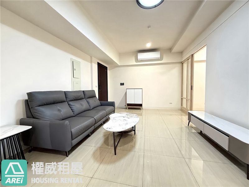 高雄車站匯視界 ✨ 全新白亮3房大空間｜平車可租補