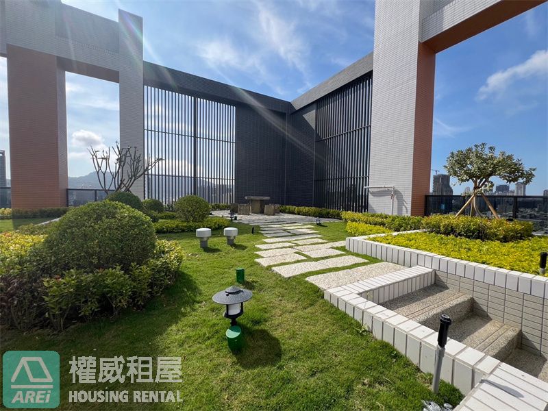 高雄車站匯視界 ✨ 全新白亮3房大空間｜平車可租補