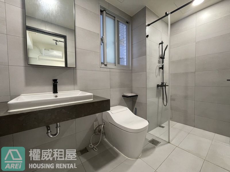 高大拓真採光寵物友善兩房平車可租補