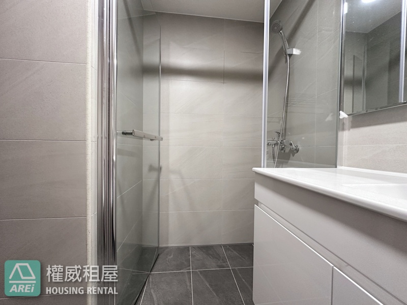 可租補【時尚帝寶】O6捷運信義國小x六合商圈x文化中心商圈(有6間)