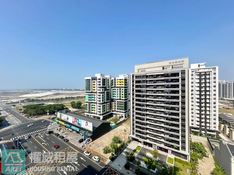 戀戀風尚｜高大特區高樓2+1房2衛平車