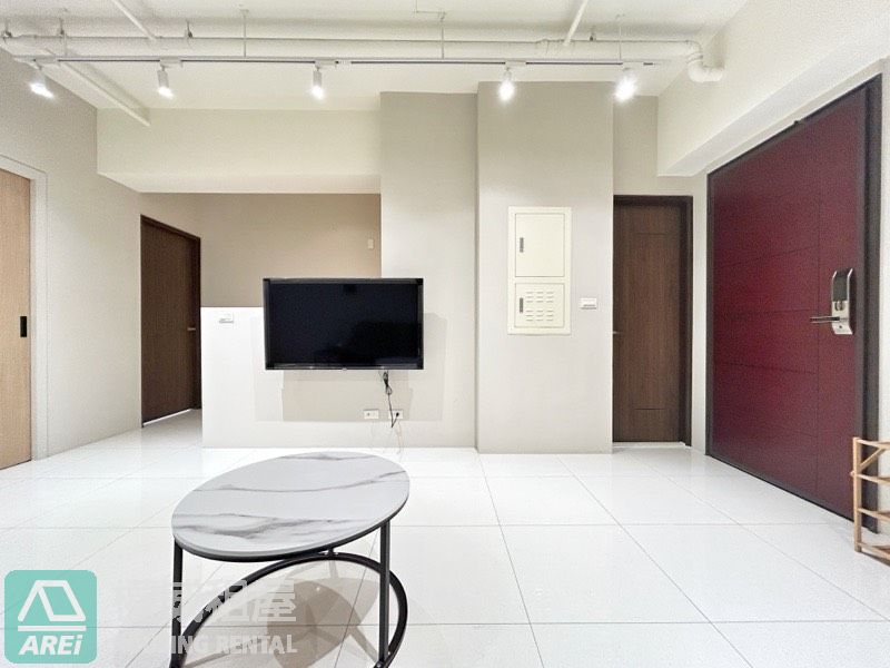 戀戀風尚｜高大特區高樓2+1房2衛平車