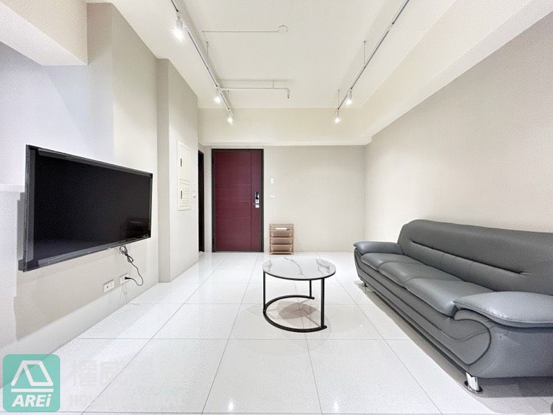 戀戀風尚｜高大特區高樓2+1房2衛平車