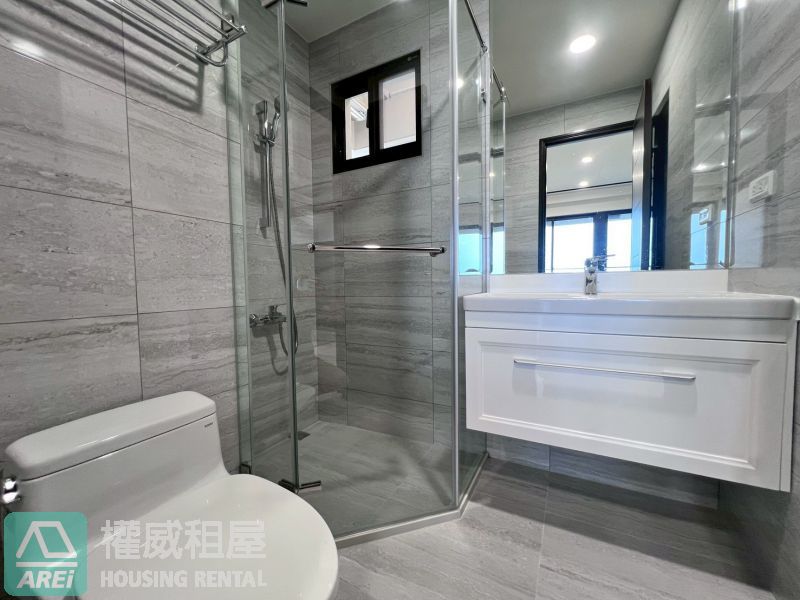 美術海｜遠眺軍港灣 | 高樓美景3+1房平車