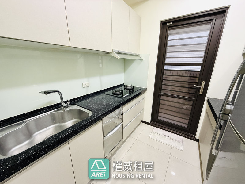 楠梓 台積電｜日森大地｜可寵、可租補｜優質景觀 2+1房｜平車