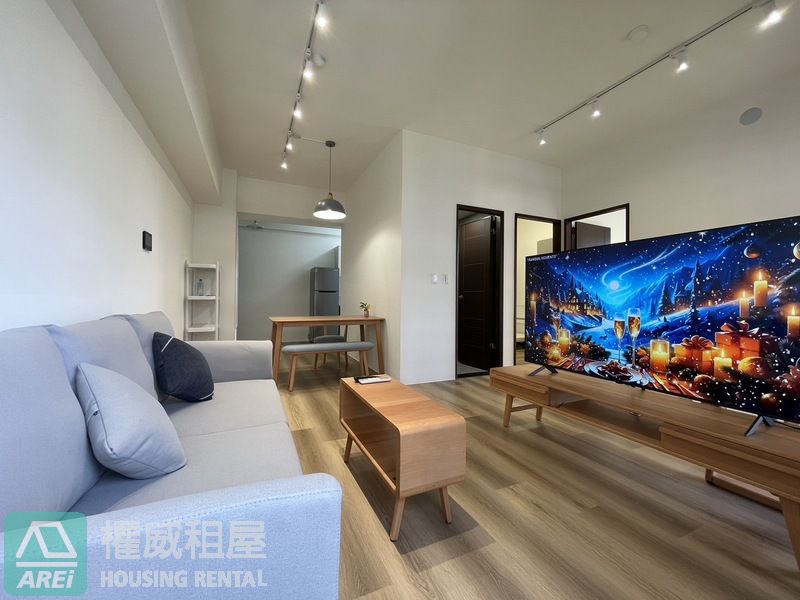 東區研森全新採光無印2+1房平車