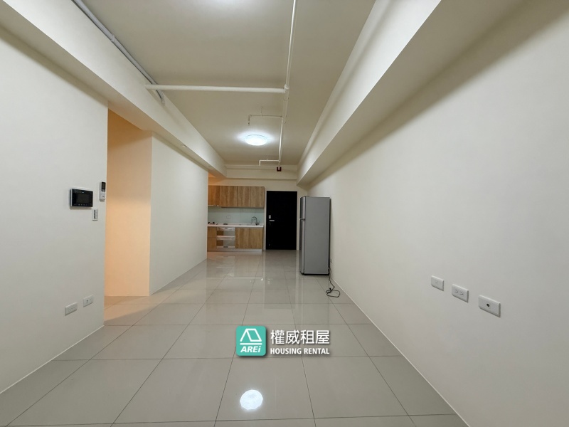 高大特區 崑庭馥御｜三房平車｜邊間高樓層