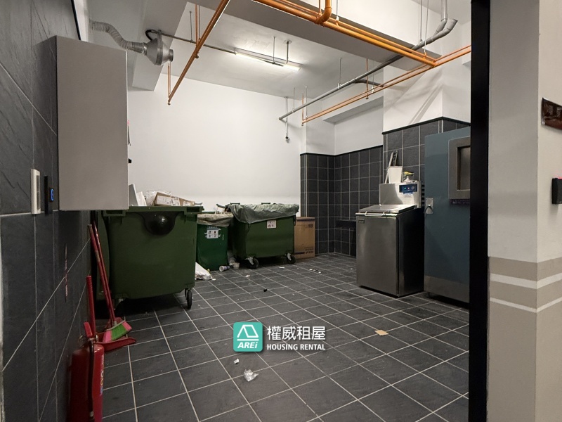 崑庭馥御｜永久棟距極簡風格｜3房平車