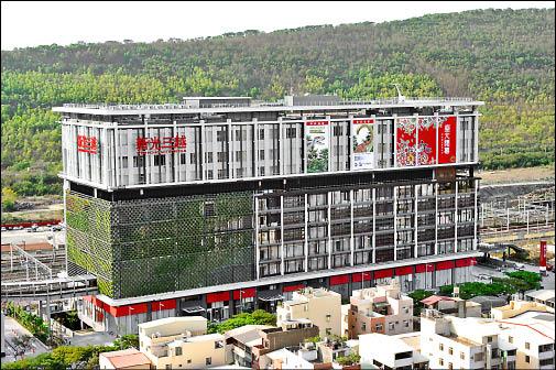 高樓室內16坪x 寵物宅x 左營高鐵x 鑫悅 | 傢俱家電後補