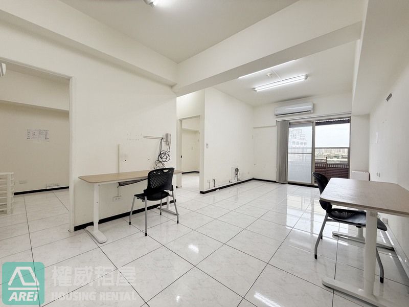 義華機能商圈卡第亞前後陽台採光大兩房車位