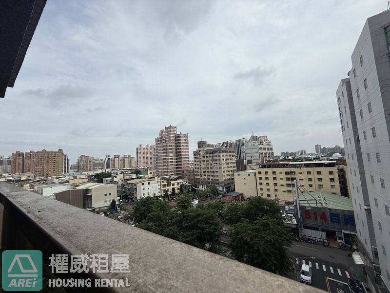 義華機能商圈卡第亞前後陽台採光大兩房車位