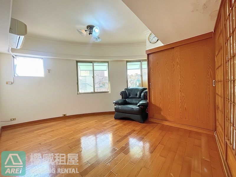 R13博愛富民住辦雙主臥正四房氣派開放辦公空間