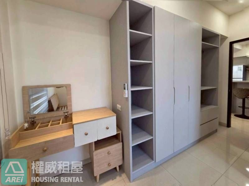 雙面採光x 可租補x 左營高鐵x 鑫悅|三鐵共構x 三房平車