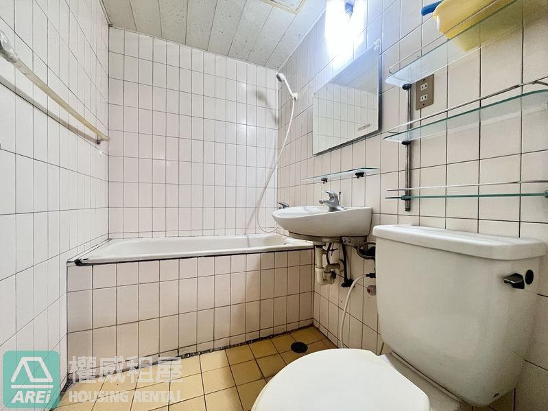 文化中心商圈｜稀有四房大坪數｜華廈電梯