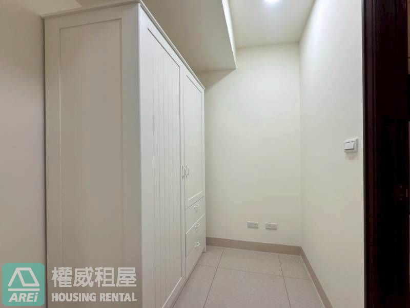 璟都心｜高醫商圈｜十全熱河商圈｜三房傢俱齊全