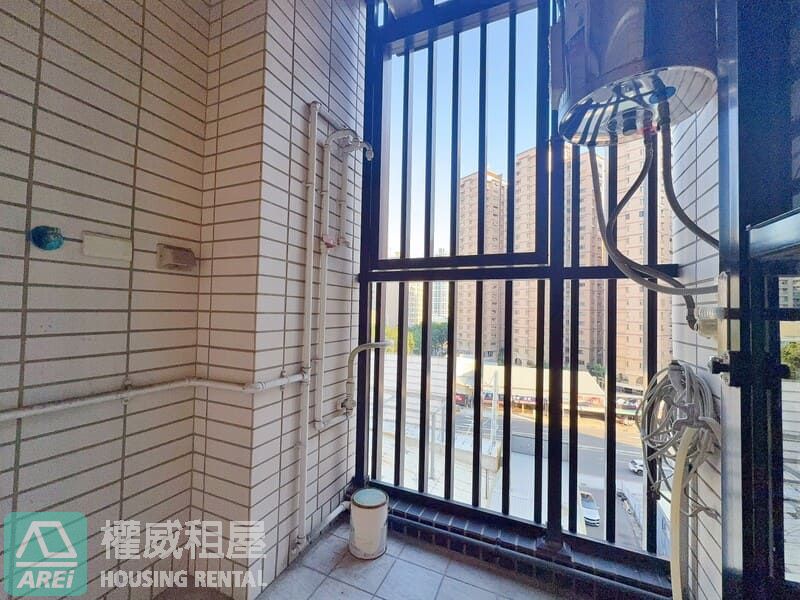 巨蛋商圈ihome 5⭐雙陽台採光2+1房機械平車