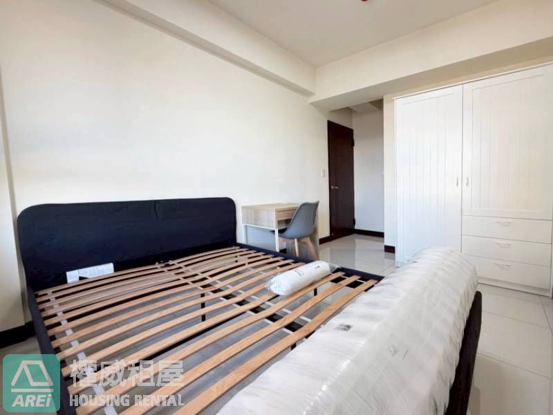 高大特區| 華雄交響曲| 河畔首排| 全新兩房平車含管