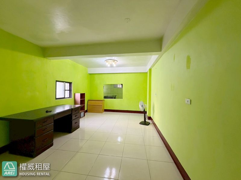 文華國小 | 鳳山翻新透天 | 7房4衛 |可租補可寵