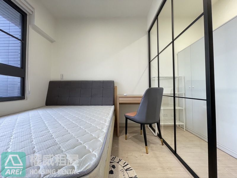 台積電星捷座簡約2+1房平車可租補