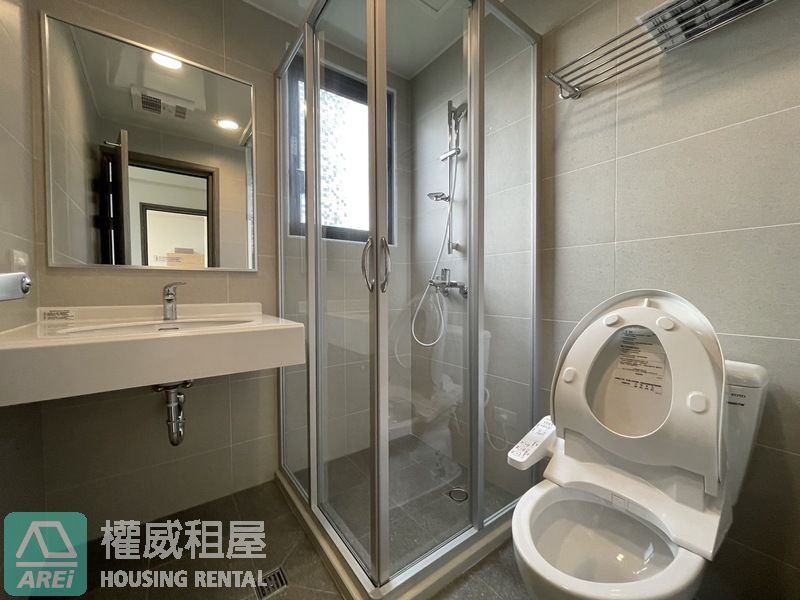 高鐵站遠雄明日讚無印2+1房平車可租補