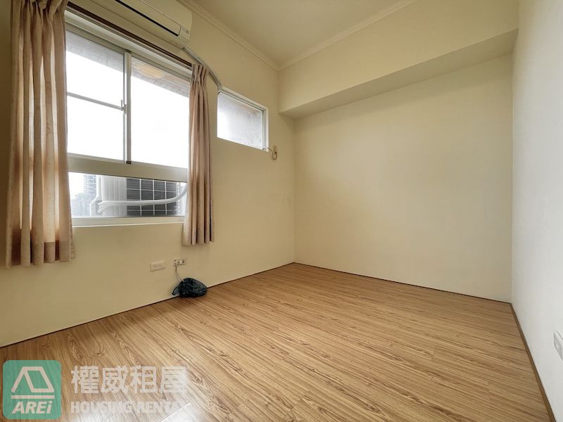 R15收納巨蛋天際線｜生態園區春川大三房平車