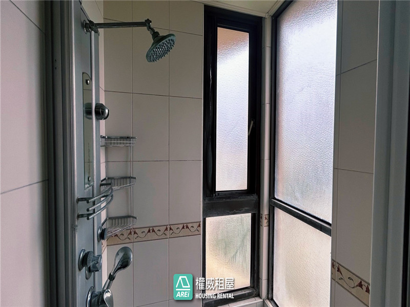 楠梓大四房空屋可寵家具可談