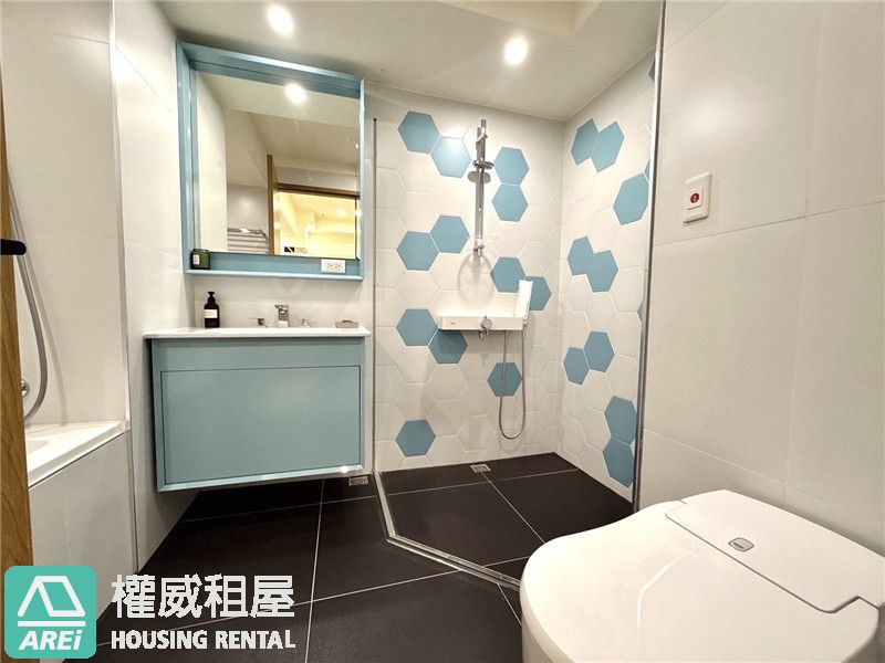 🏠亞灣三多｜京城新世界・現代精裝全新2房