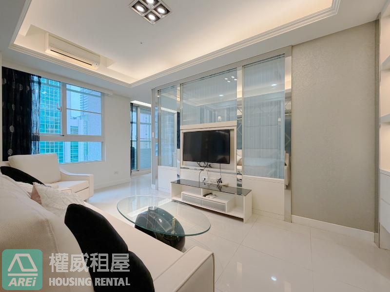 亞灣區三多商圈｜iHOME質感1大房