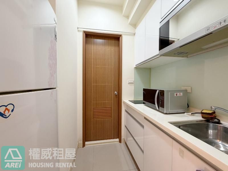 亞灣區三多商圈｜iHOME質感1大房