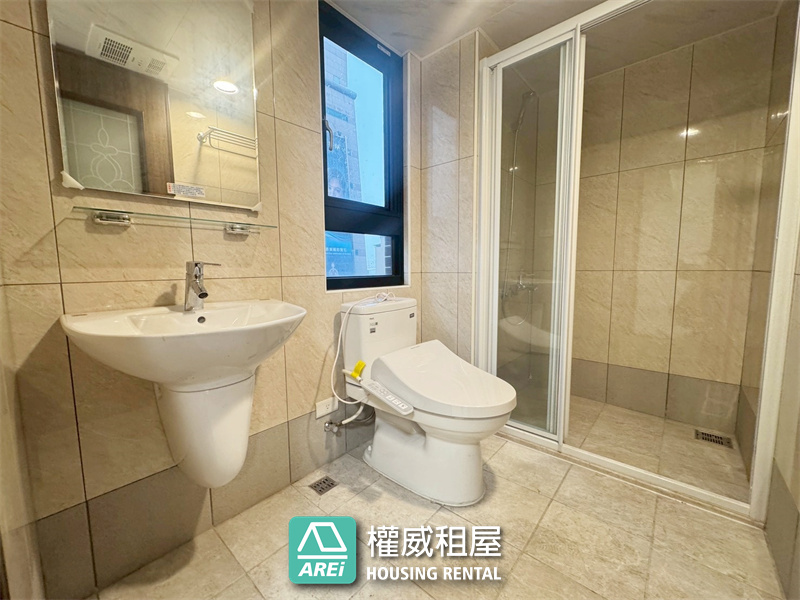 繽海｜從三多走向海岸，讓生活有一點柔光｜三房車位