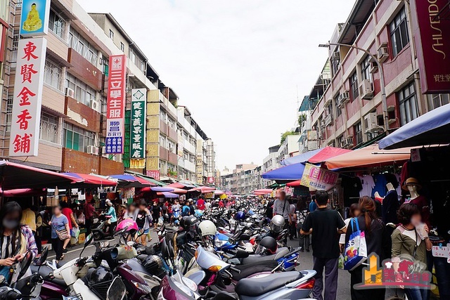 樹德家商｜輕軌站｜THE ONE．三樓晨光．留給生活一間剛剛好的兩房